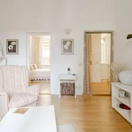 Casa Nei Pressi Del Duomo,firenze Centro Storico Lägenhet *