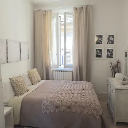 Casa Nei Pressi Del Duomo,firenze Centro Storico Florens